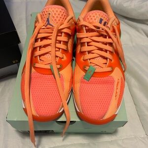 Jordan Heir Peach Jam Sneakers - Orange and Green